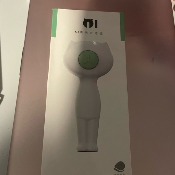 Mi Cat Grooming Tool - White and Green - Picture 1 of 3